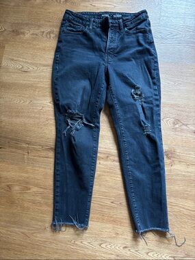 Old Navy Black Straight-Leg Distressed Jeans